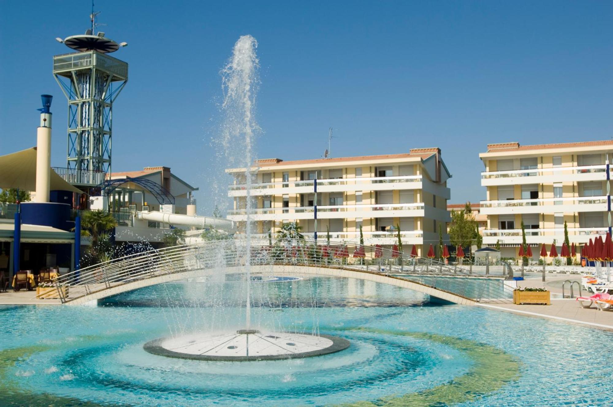 Villaggio Planetarium Resort Bibione Bagian luar foto