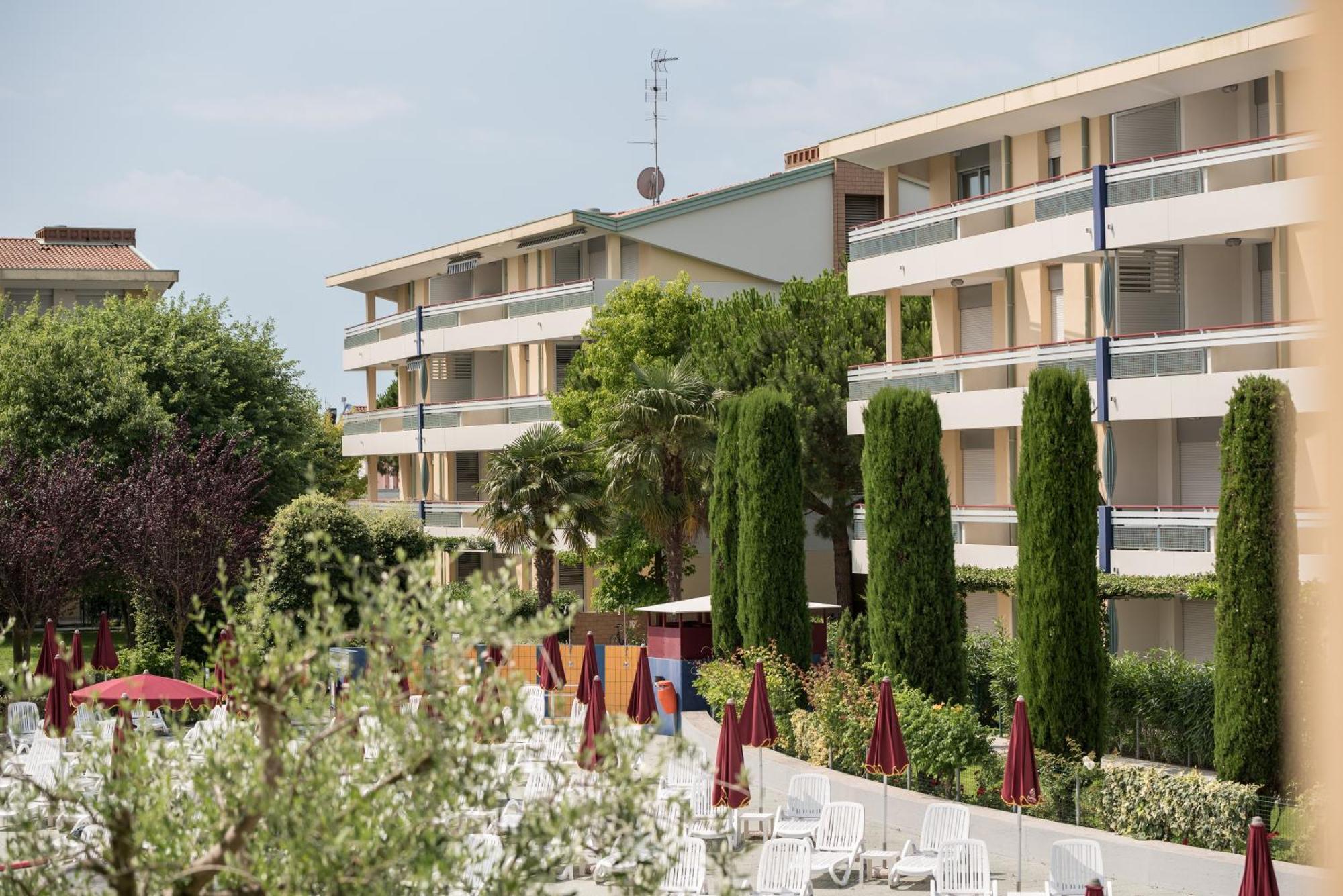 Villaggio Planetarium Resort Bibione Bagian luar foto