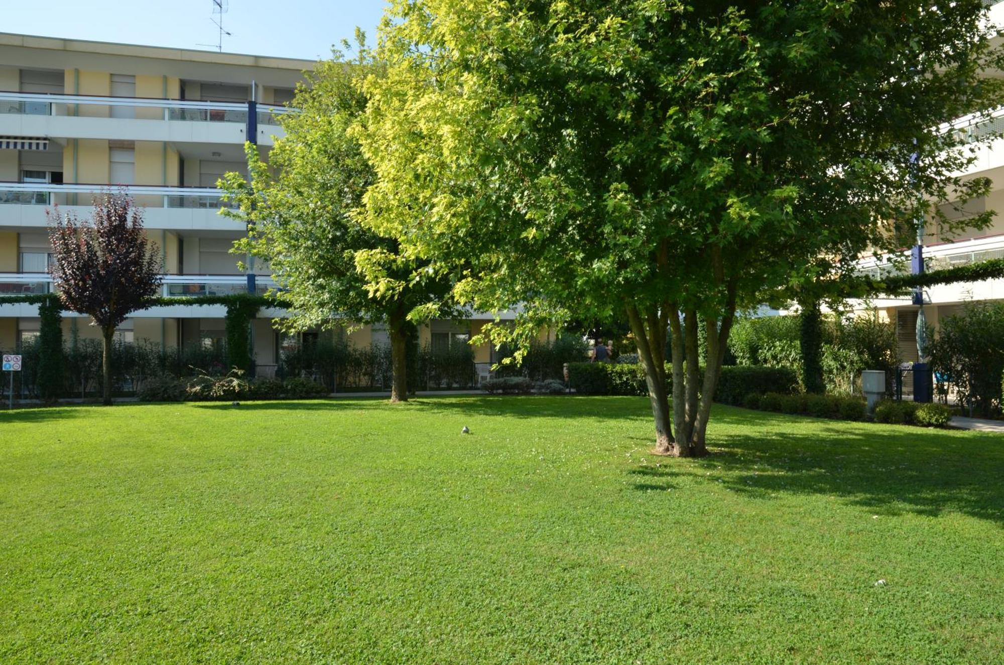 Villaggio Planetarium Resort Bibione Bagian luar foto
