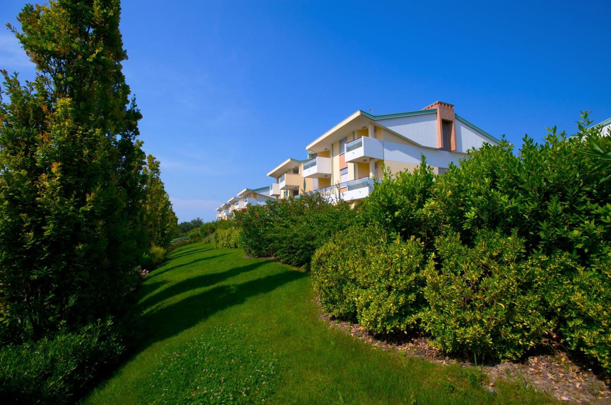 Villaggio Planetarium Resort Bibione Bagian luar foto