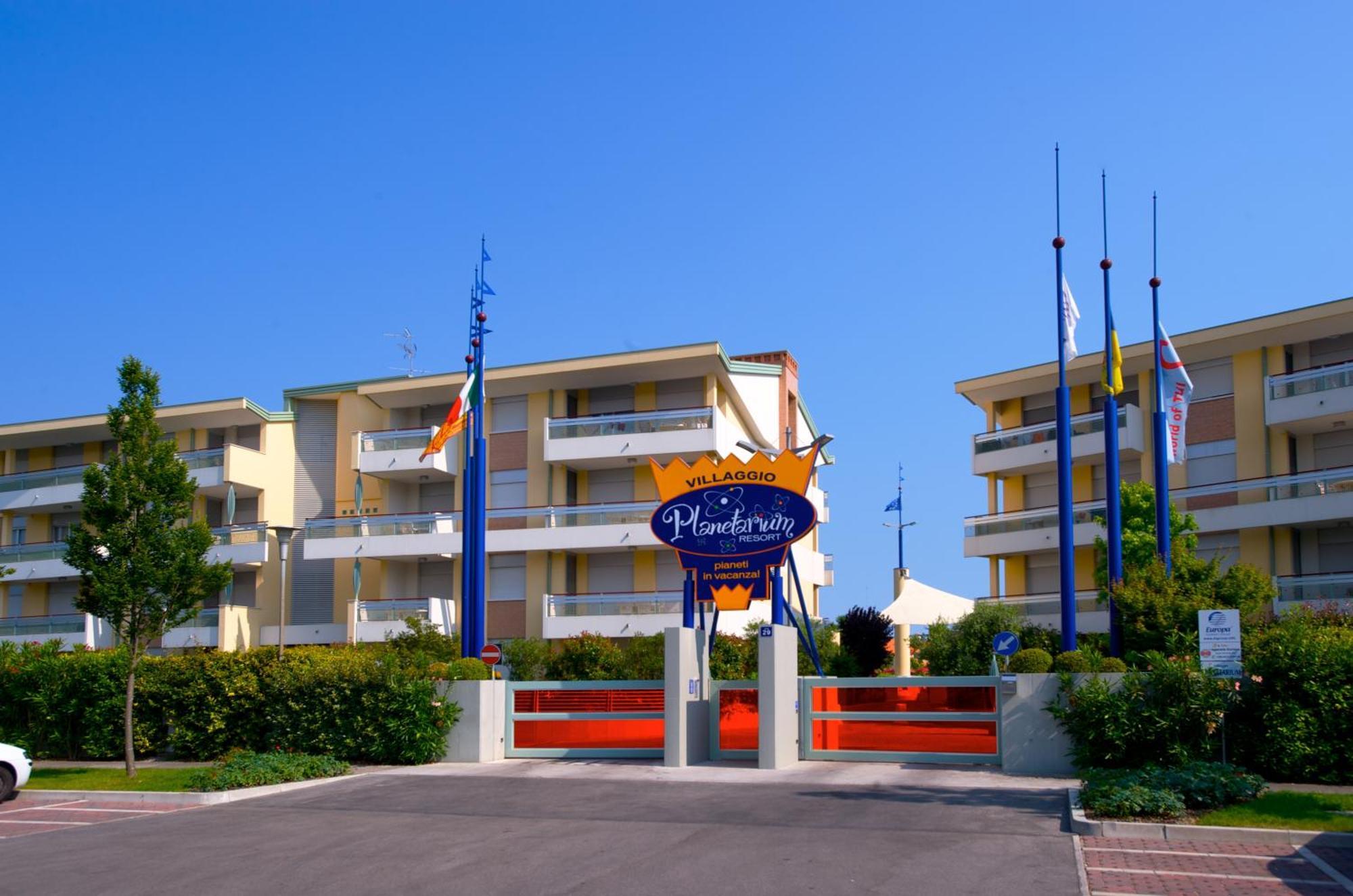 Villaggio Planetarium Resort Bibione Bagian luar foto
