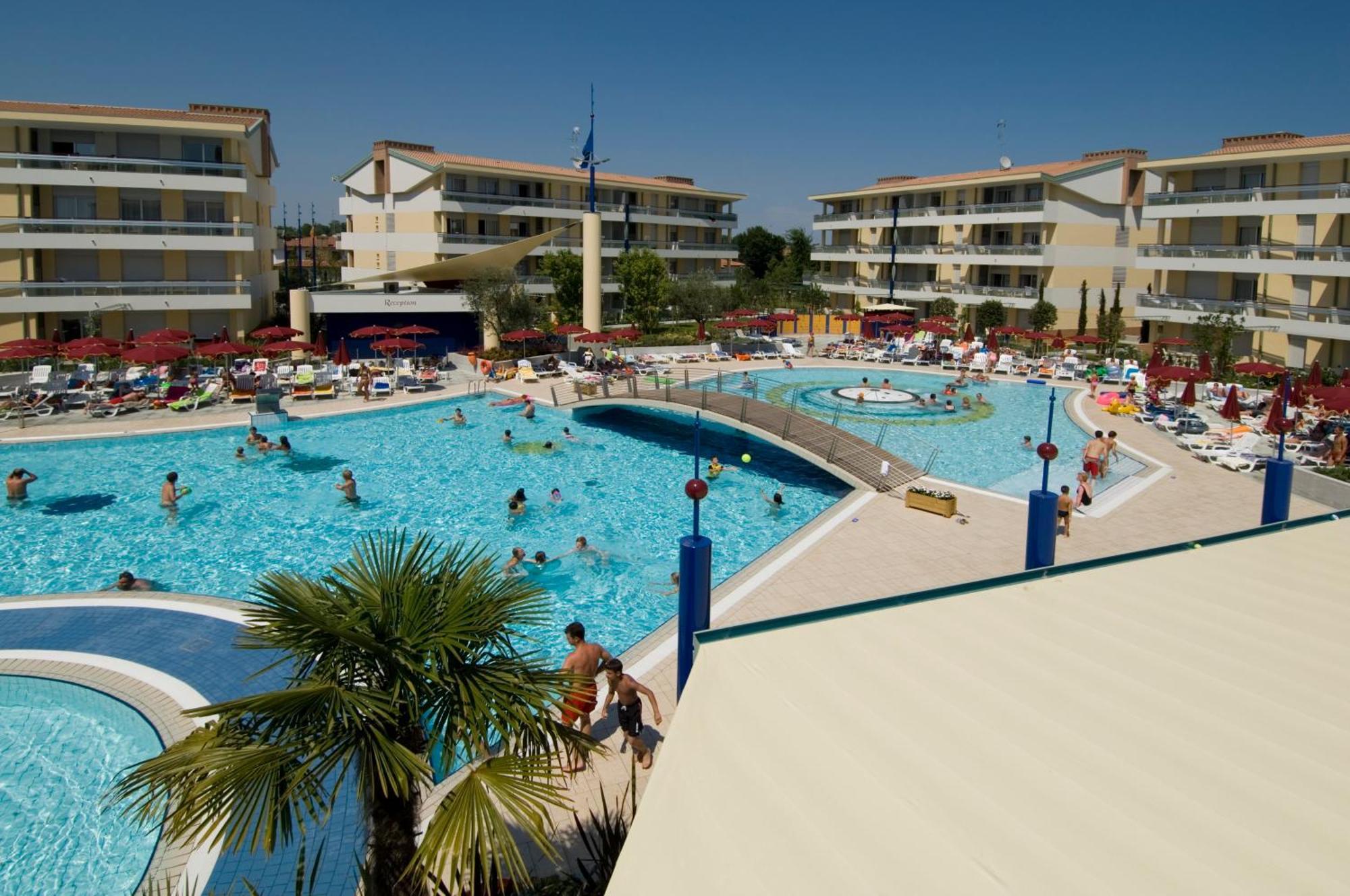 Villaggio Planetarium Resort Bibione Bagian luar foto