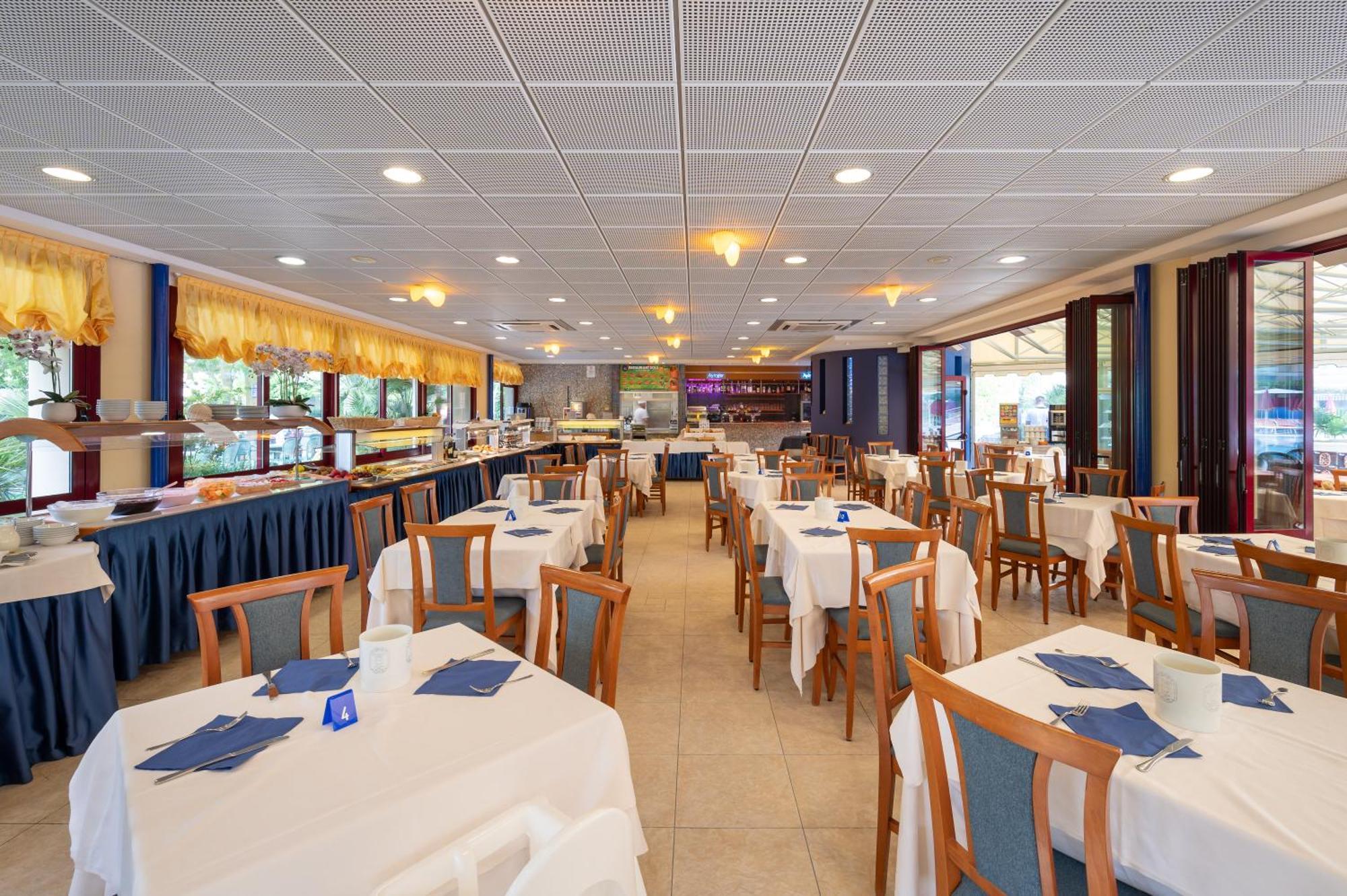 Villaggio Planetarium Resort Bibione Bagian luar foto